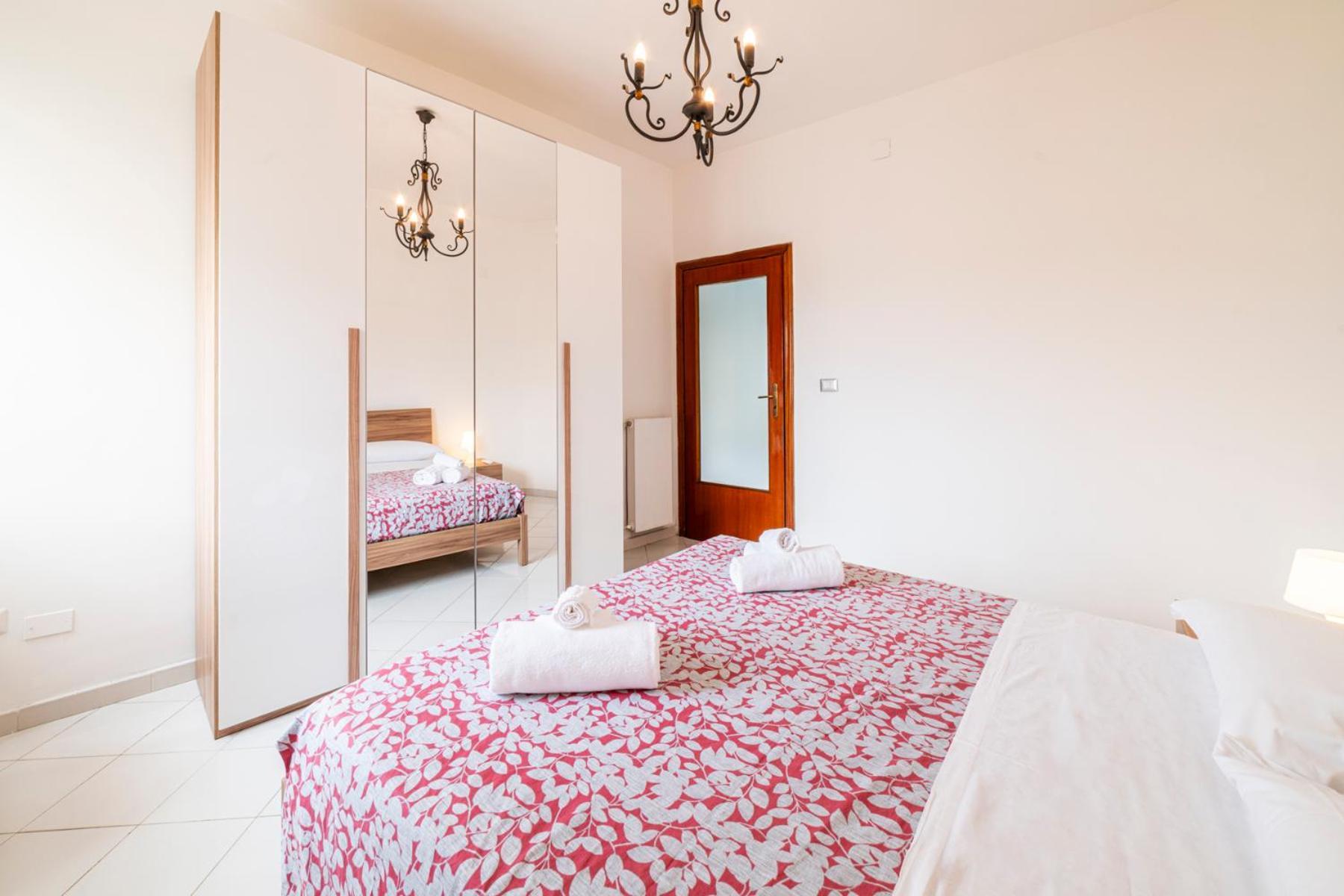 Casa Arenula By Domusextra Apartment เนเปิลส์ ภายนอก รูปภาพ